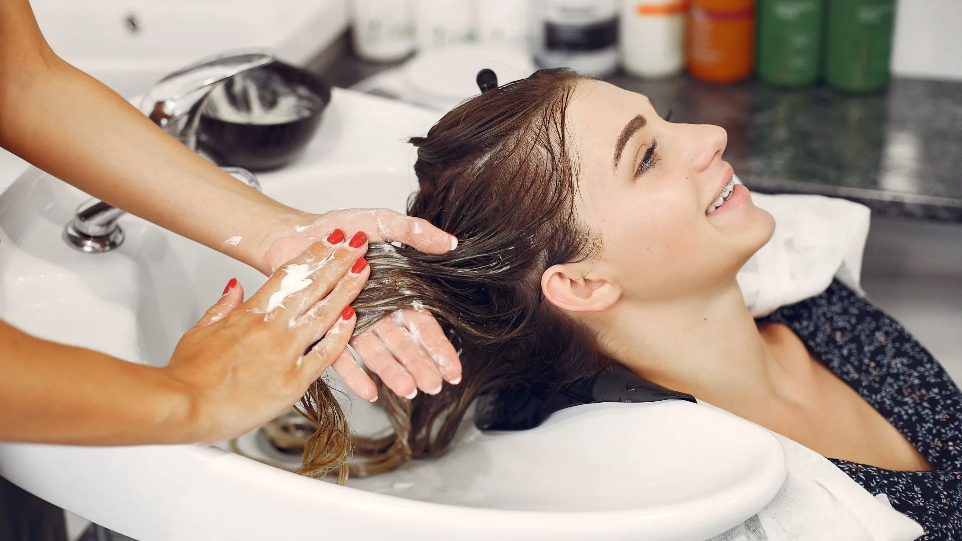 Best Hair Spa Services in Ghaziabad – Healthy Shiny Hair – Ridhvi Makeovers
