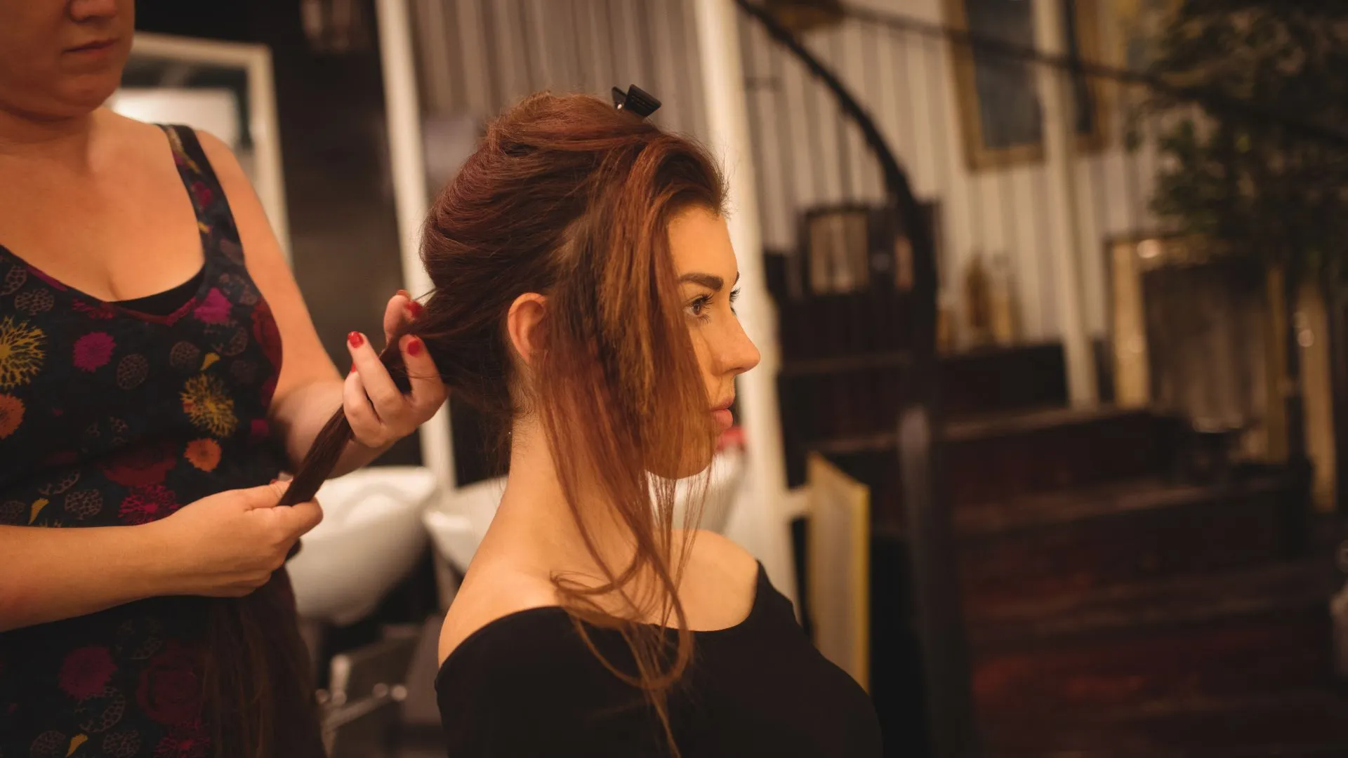 Hair Styling Services in Ghaziabad and Delhi NCR – Ridhvi Makeovers